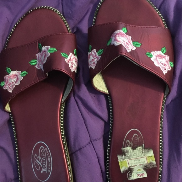Flower sandals - Picture 2 of 2